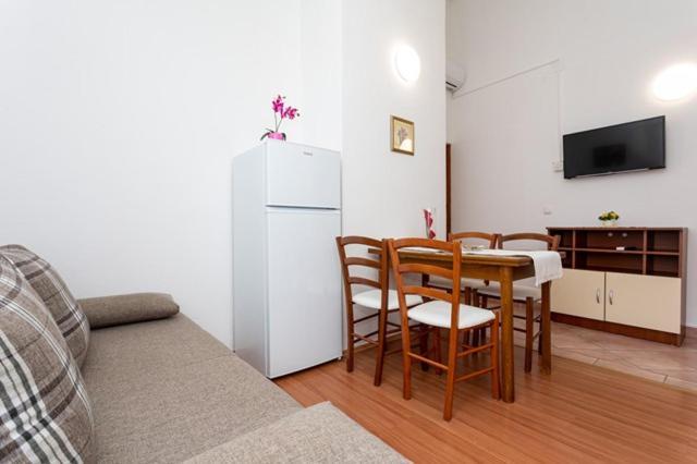 Apartments Marinko Baska  Exterior photo